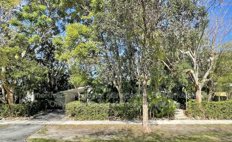 19531 Whispering Pines Rd - Photo 4 of 24