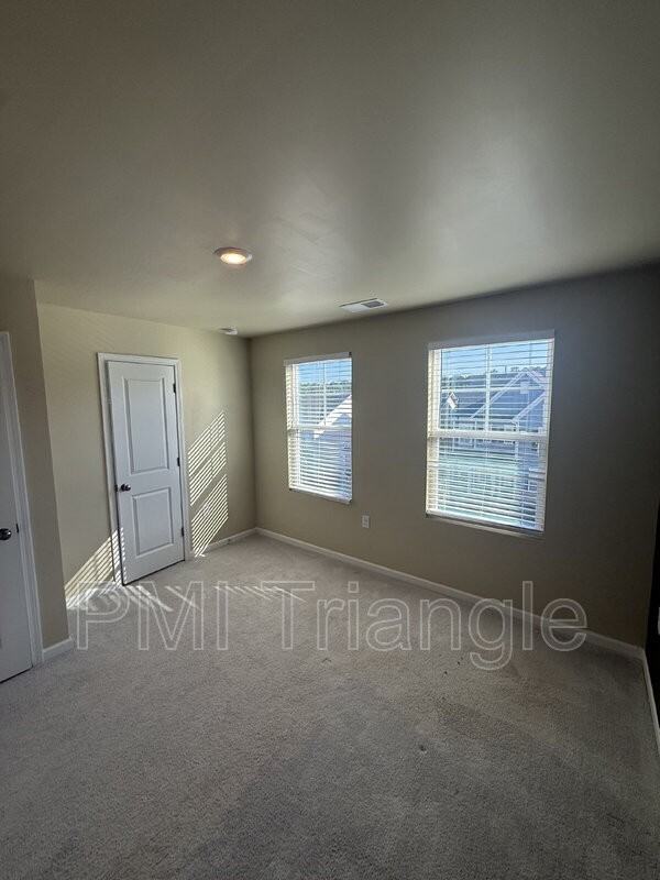 716 Cormiche Ln - Photo 7 of 18