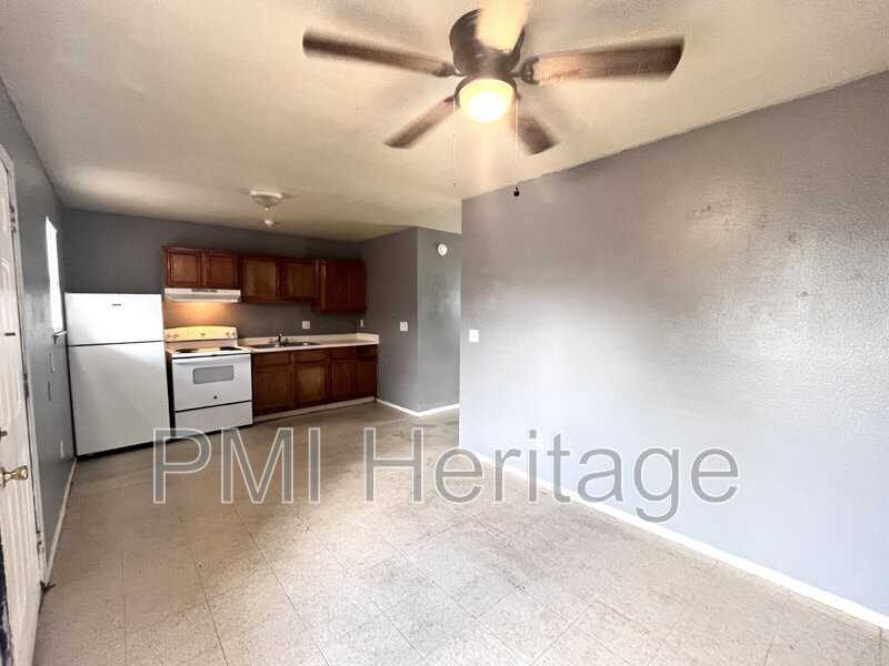 813 E Huntsville Ave #103