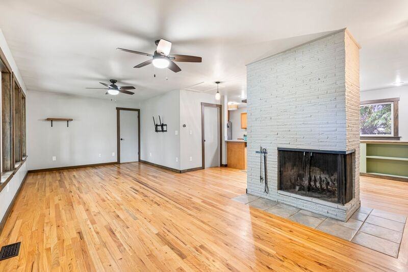 12507 Ne Knott St - Photo 6 of 26