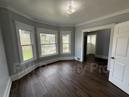 featured image of 2155 N 32nd St Uppr