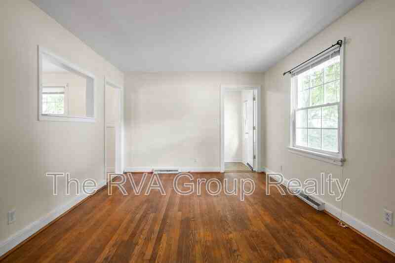 819 Boroughbridge Rd - Photo 5 of 36