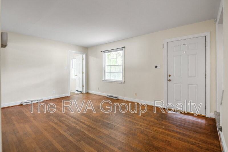 819 Boroughbridge Rd - Photo 6 of 36