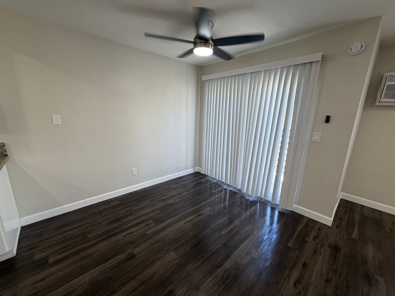 7720 Crescent Ave - Photo 4 of 9