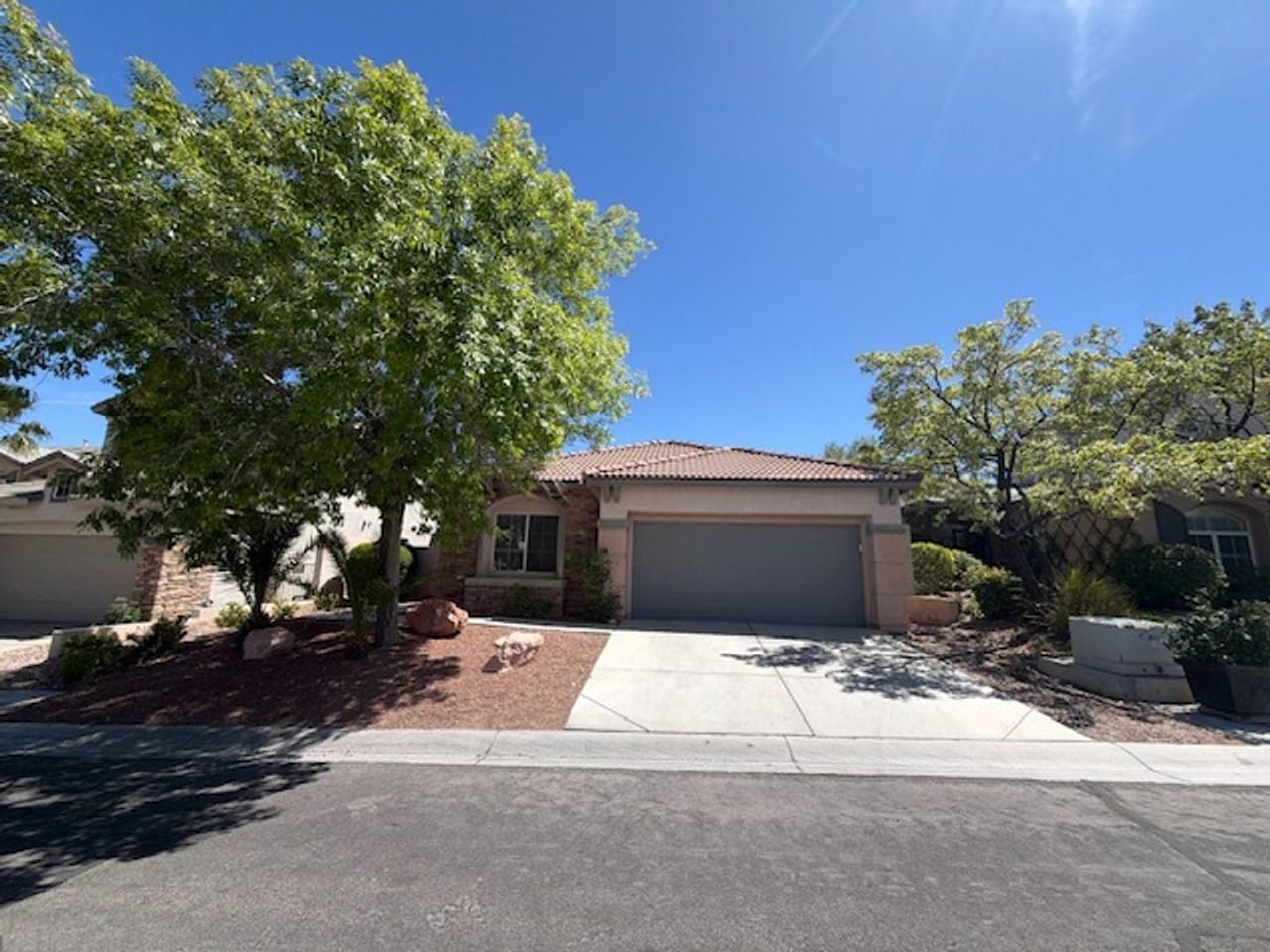 11789 Golden Moments Ave - Photo 2 of 23