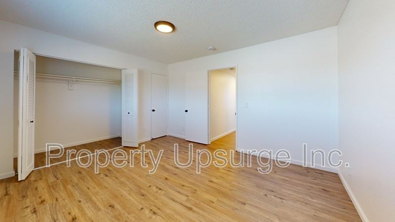 3717 Saint Nicholas Ave - Photo 4 of 4