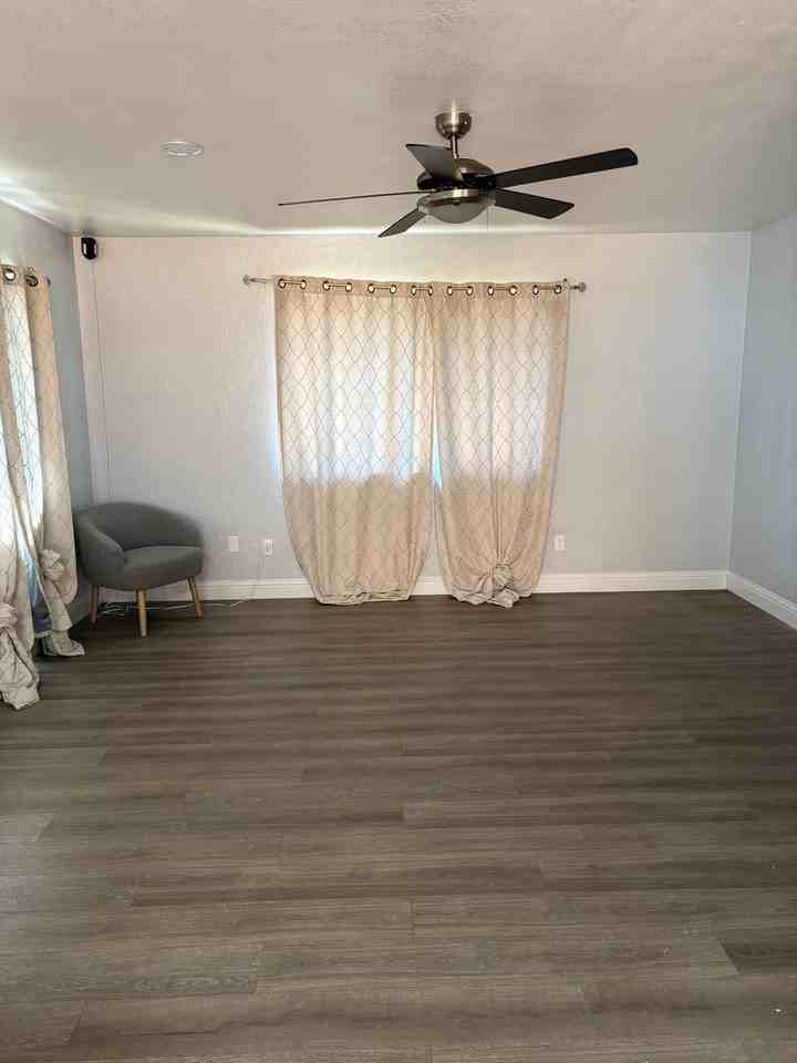 336 1st St - Photo 5 of 6