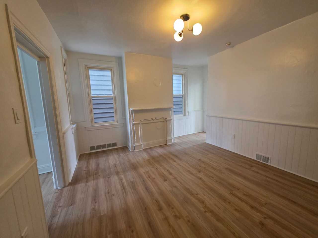 1936 Lowrie St - Photo 4 of 12