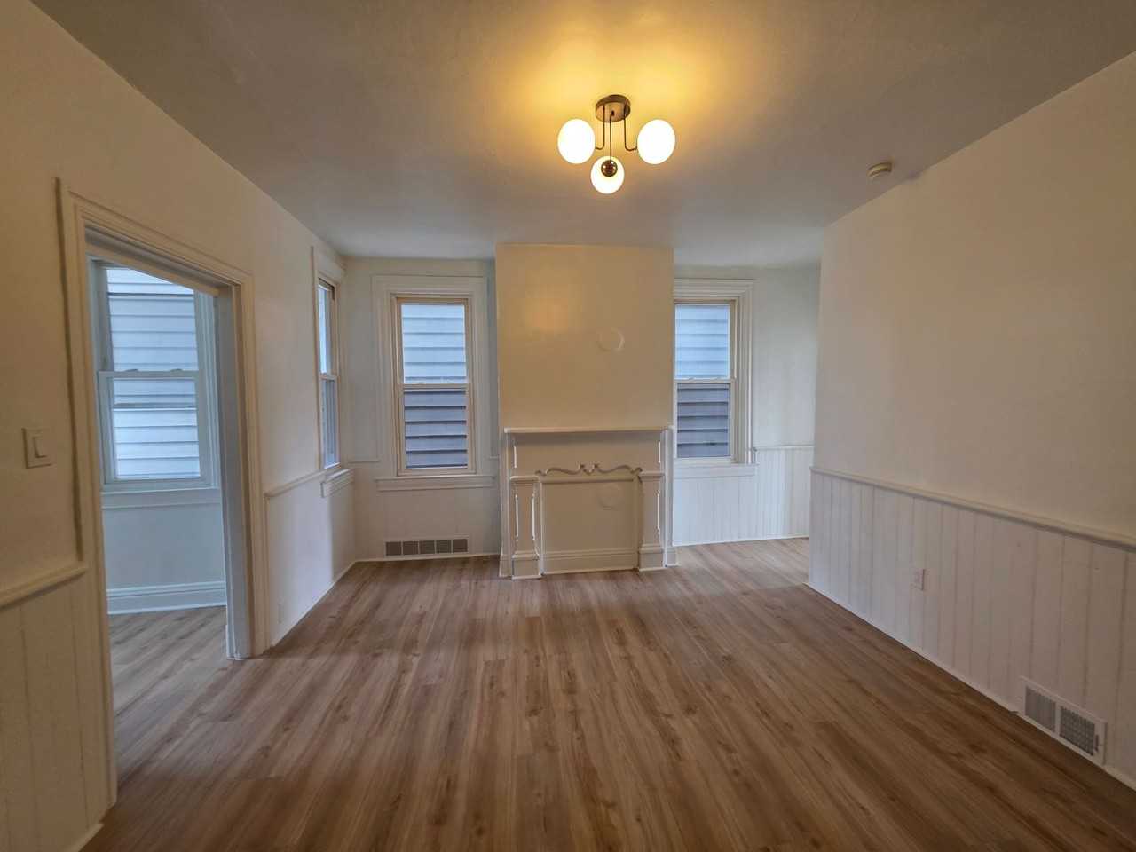 1936 Lowrie St - Photo 5 of 12