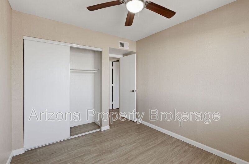 607 W Rio Salado Pkwy #205 - Photo 6 of 23