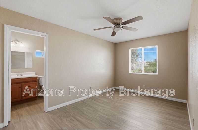 607 W Rio Salado Pkwy #205 - Photo 7 of 23