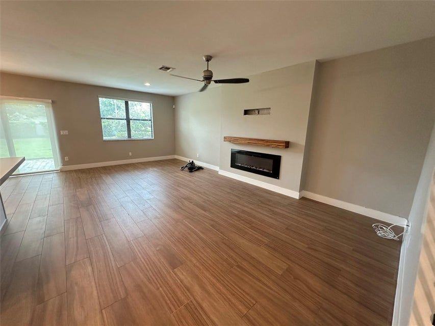 4507 E Aqua Bella Ln - Photo 4 of 12