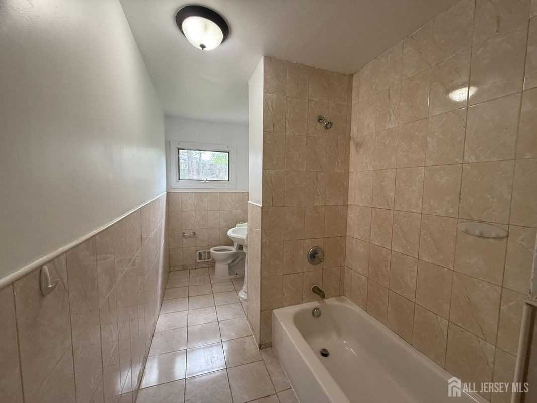 332 Ernston Rd - Photo 6 of 11