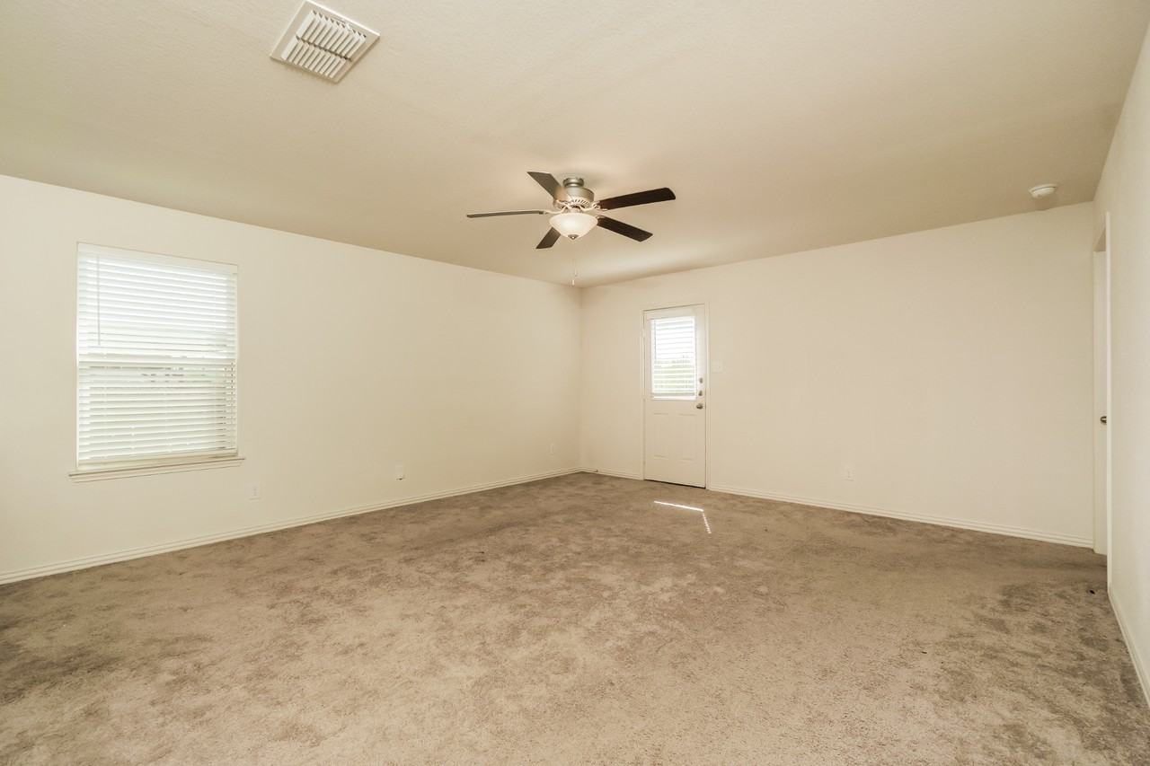 11910 Nucio Rdg - Photo 5 of 18