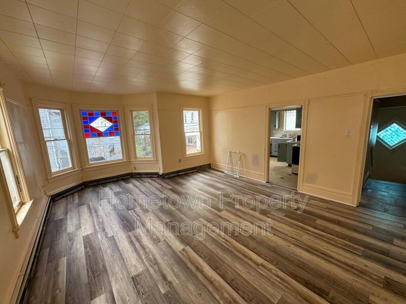 136 Pottsville St #136APTB - Photo 4 of 5