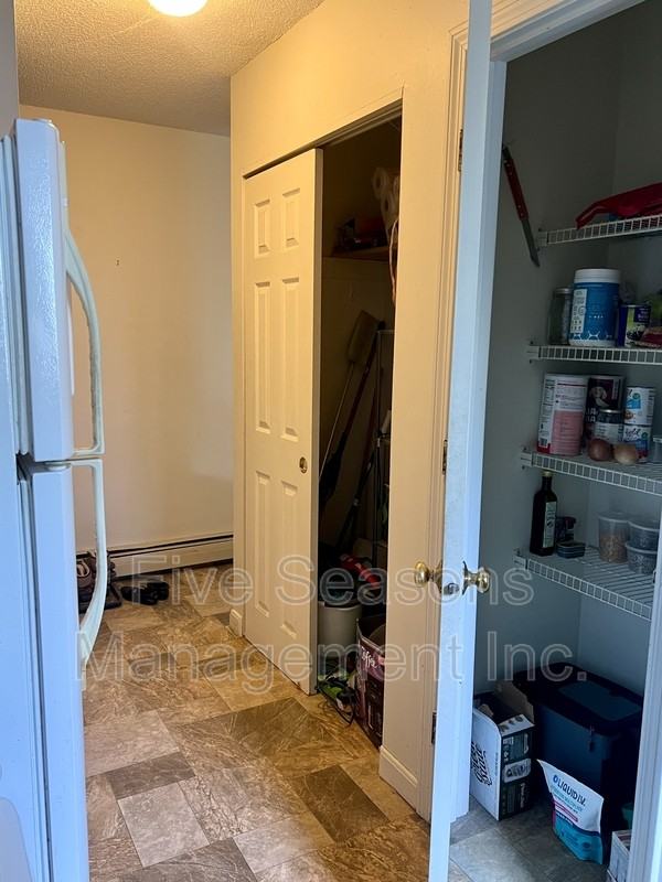 115 N Winooski Ave - Photo 4 of 30