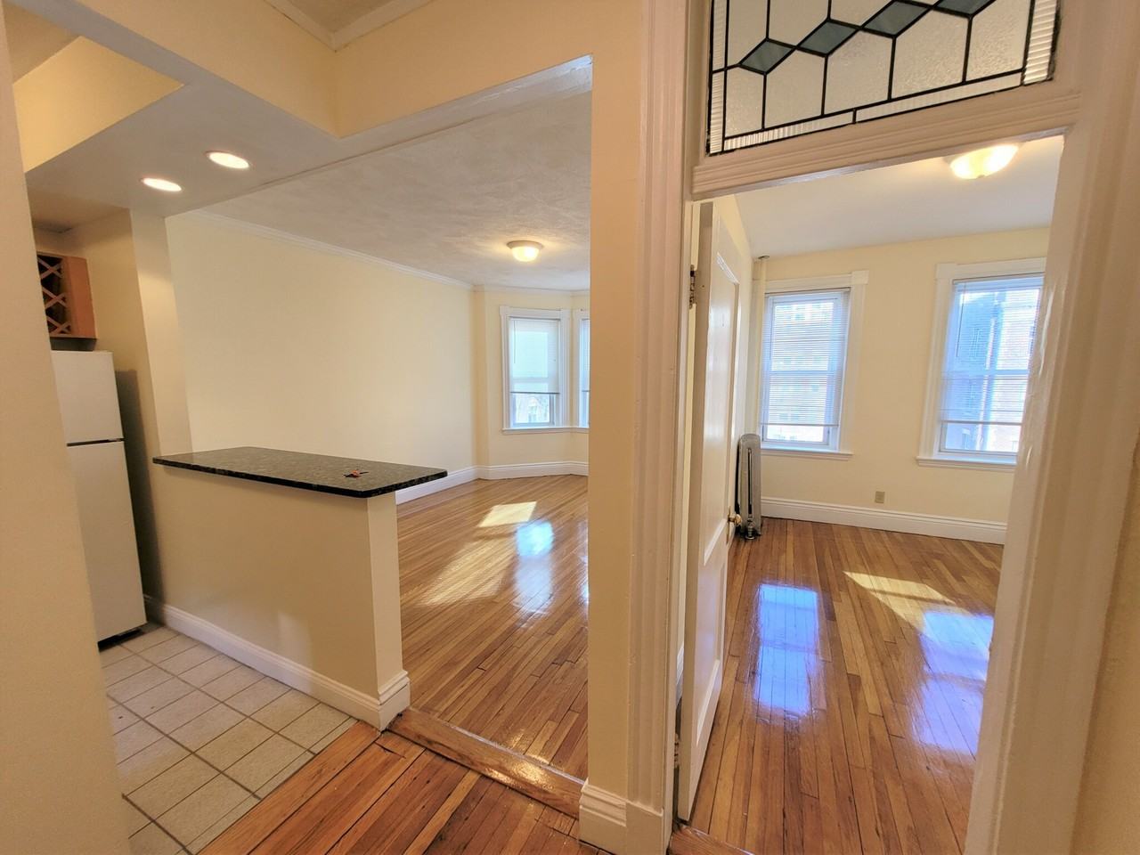 124 Peterborough St #11