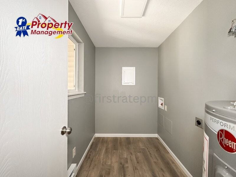 889 N Mercer St - Photo 7 of 18