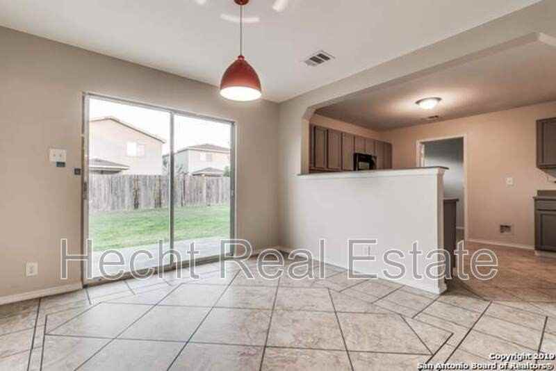 210 Mallow Grv - Photo 6 of 10