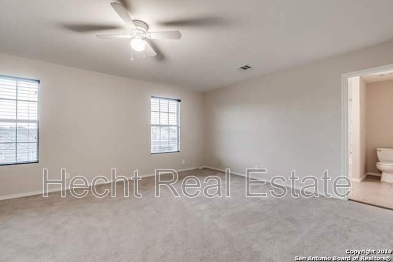 210 Mallow Grv - Photo 7 of 10