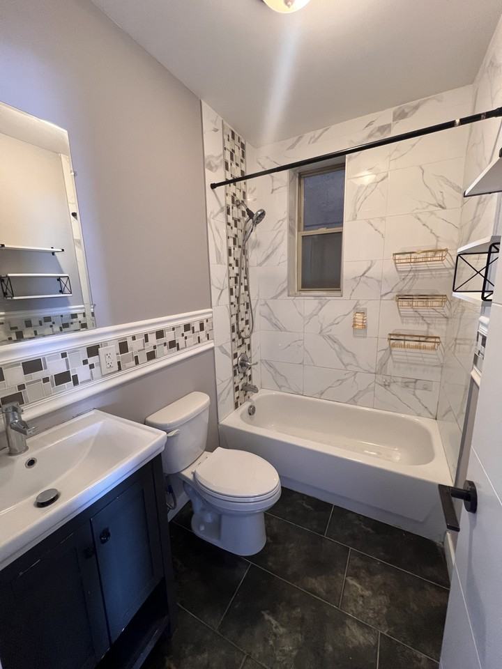 585 Central Avenue #3r - Photo 4 of 10