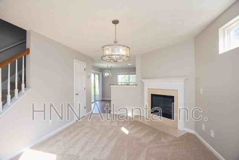 121 Oak Grove Pl - Photo 3 of 18