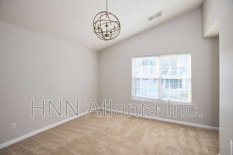 121 Oak Grove Pl - Photo 7 of 18