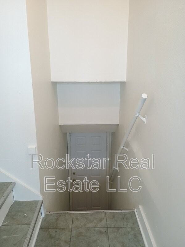 1739 W 10th Ave - Photo 3 of 14