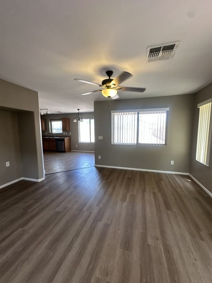1028 E Dragon Fly Rd - Photo 6 of 24