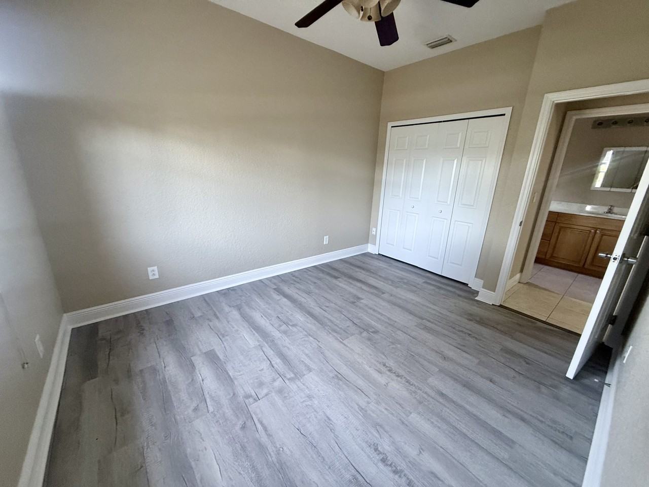 9322 Anita Ave - Photo 3 of 10