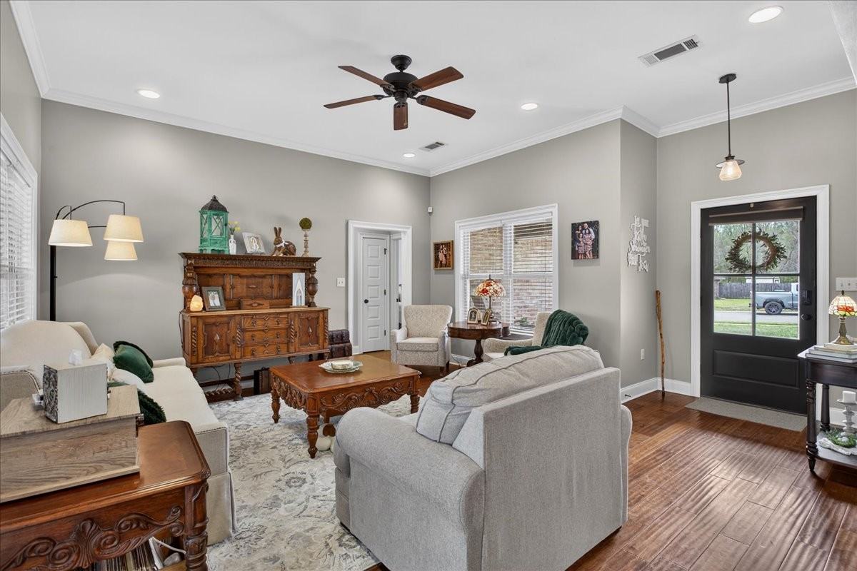 130 Boulder Dr - Photo 3 of 24