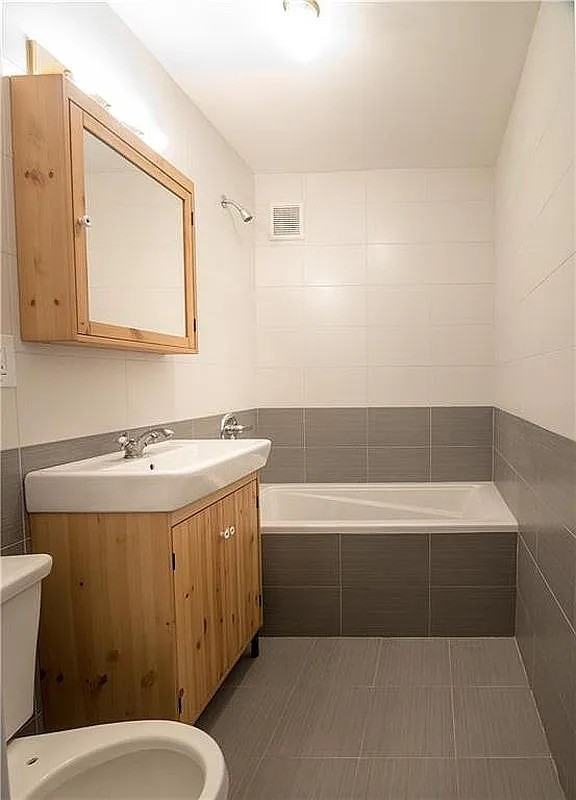 1625 Emmons Ave - Photo 6 of 6