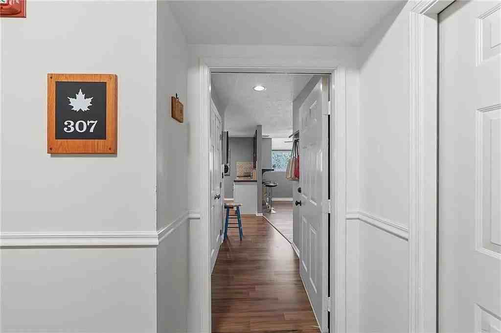 600 Cookman Ave - Photo 4 of 8