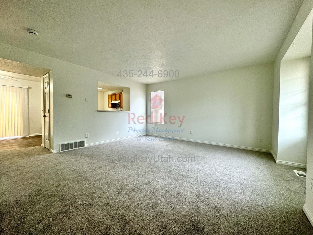 697 Nw - Photo 2 of 17