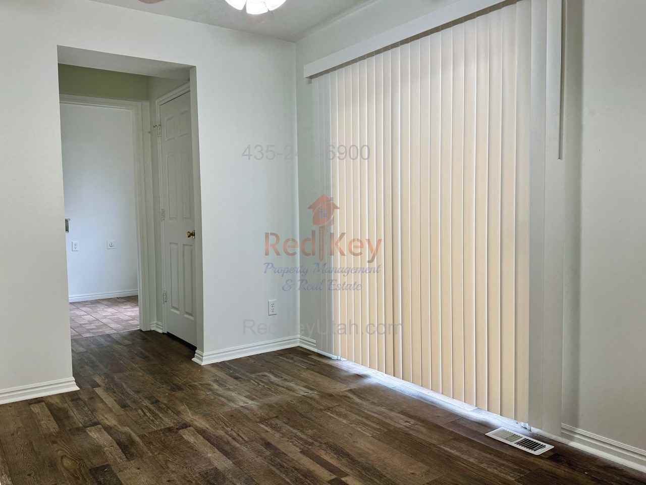 697 Nw - Photo 6 of 17