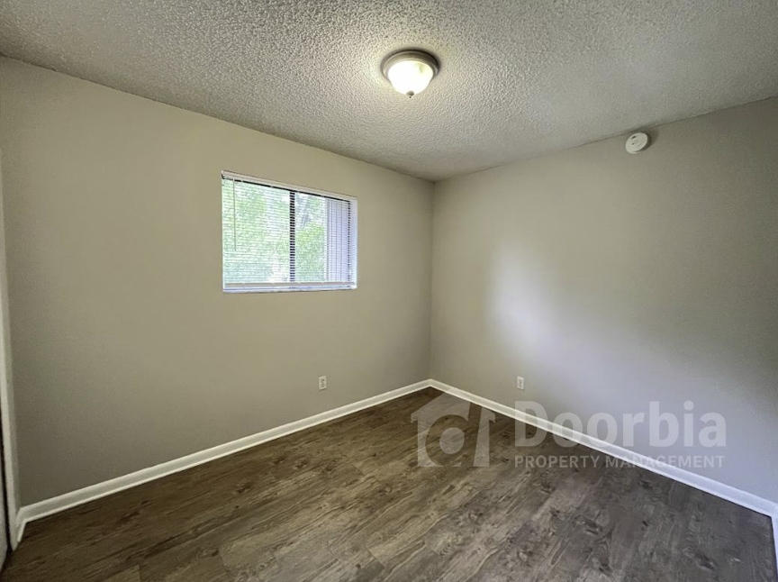 5324 Westchase Ct #2 - Photo 7 of 9