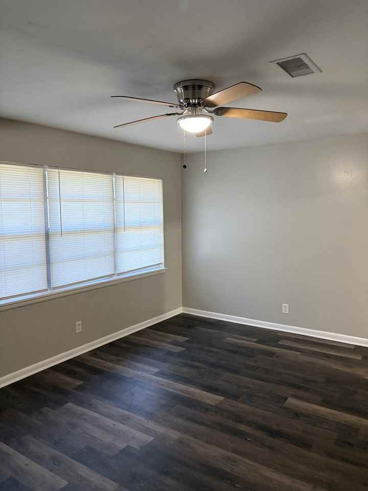 22 Clement Dr - Photo 4 of 16