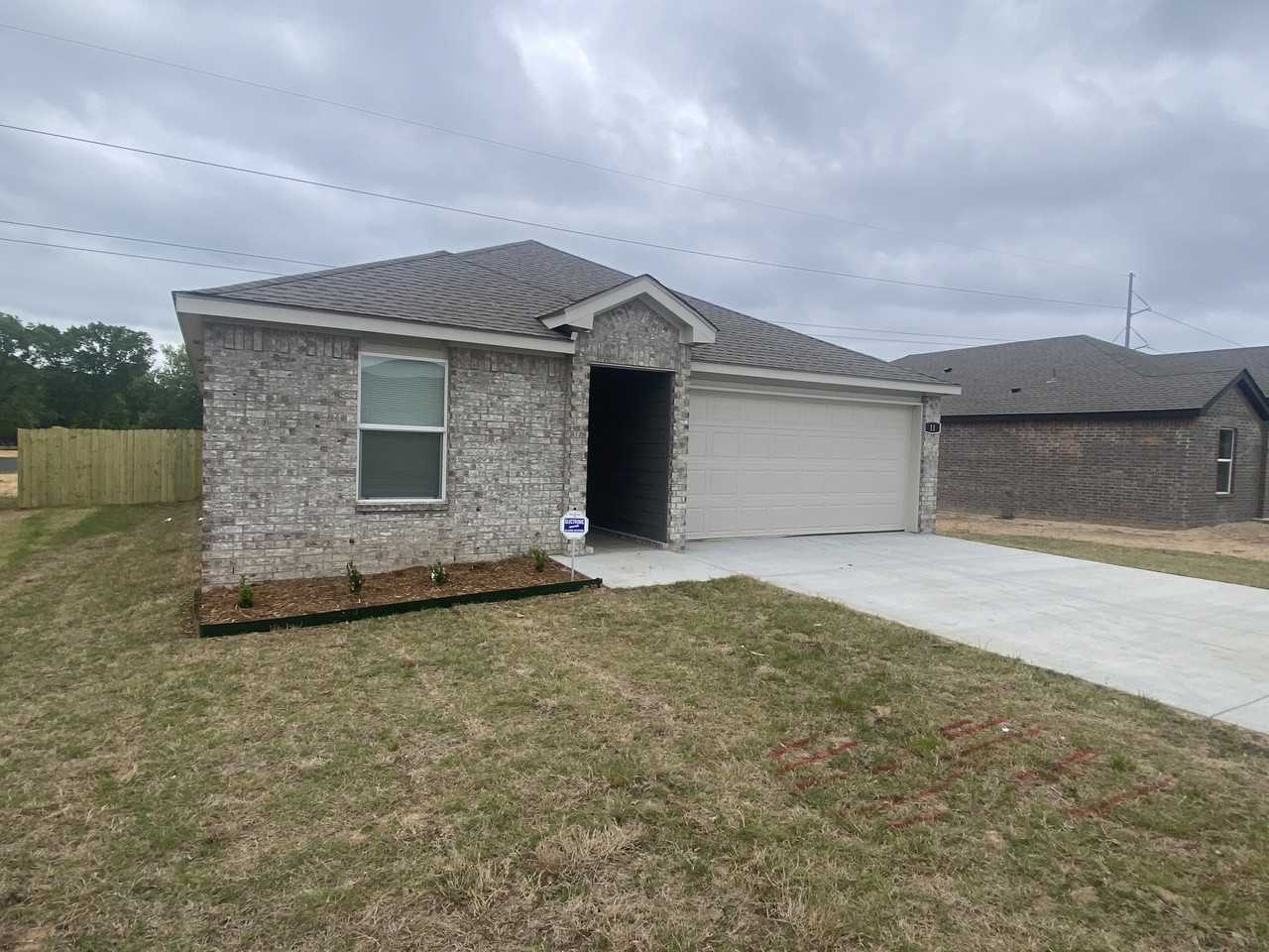 11 Vineyard Dr - Photo 3 of 20