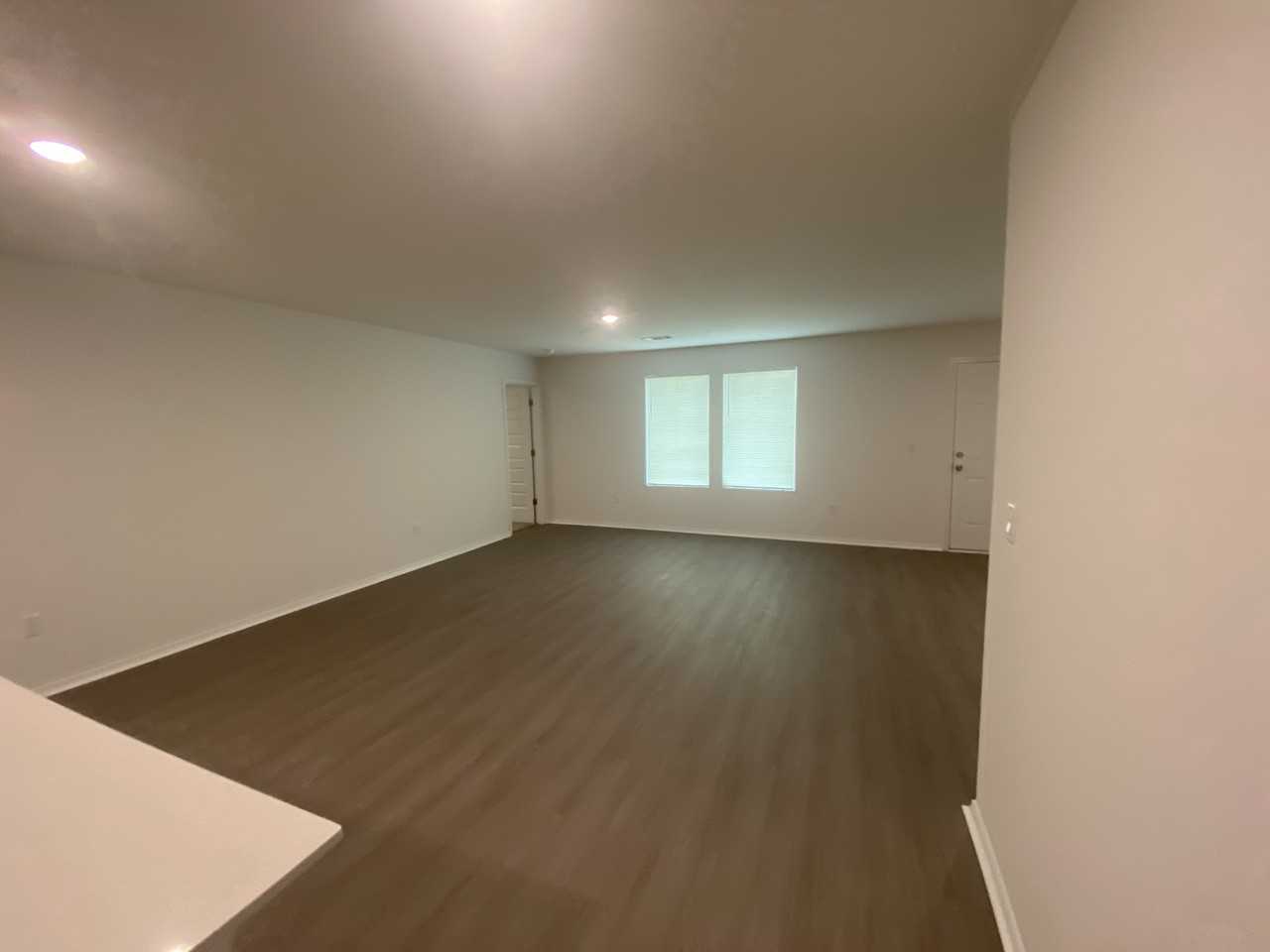 11 Vineyard Dr - Photo 4 of 20