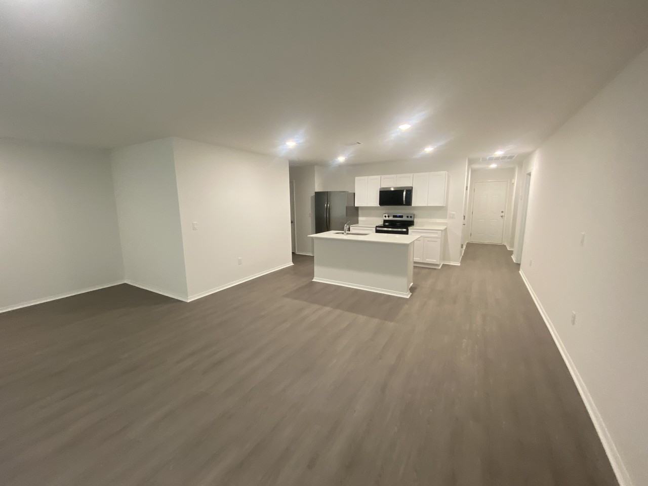 11 Vineyard Dr - Photo 5 of 20