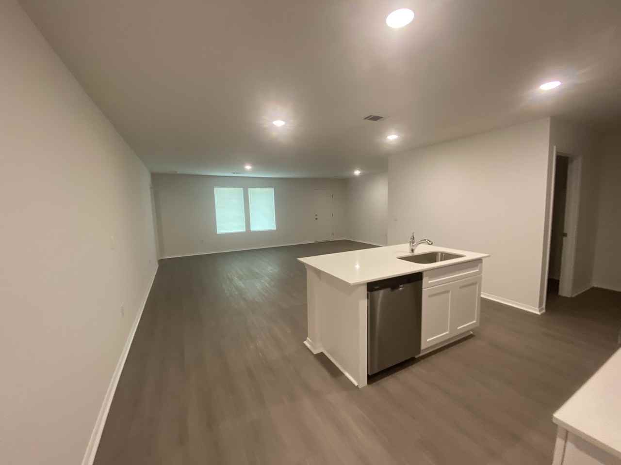 11 Vineyard Dr - Photo 7 of 20