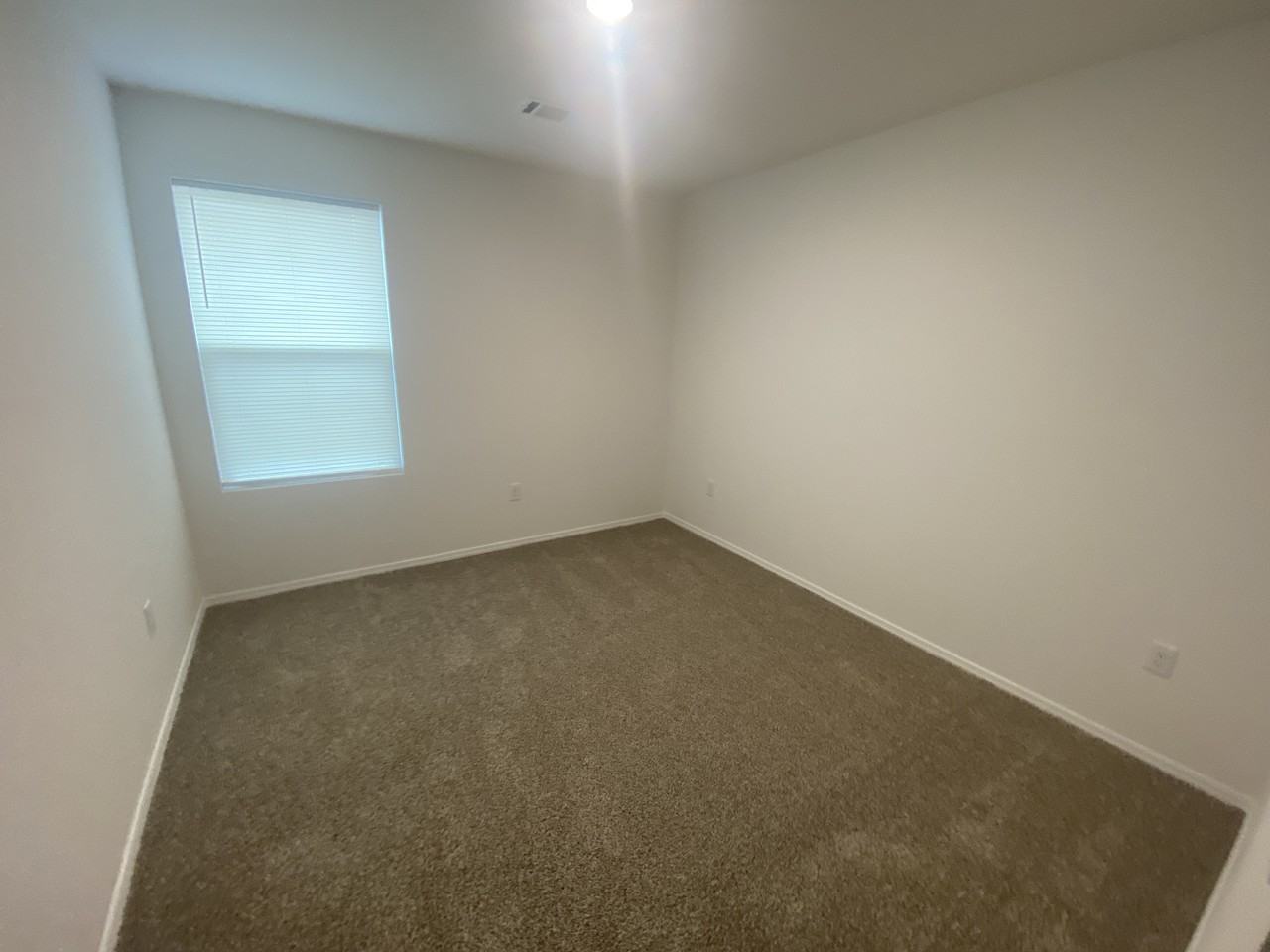 7 Vineyard Dr - Photo 6 of 12