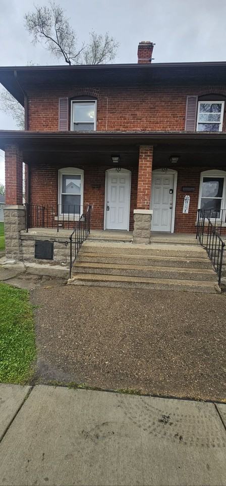 522 W 6th St - Photo 2 of 13