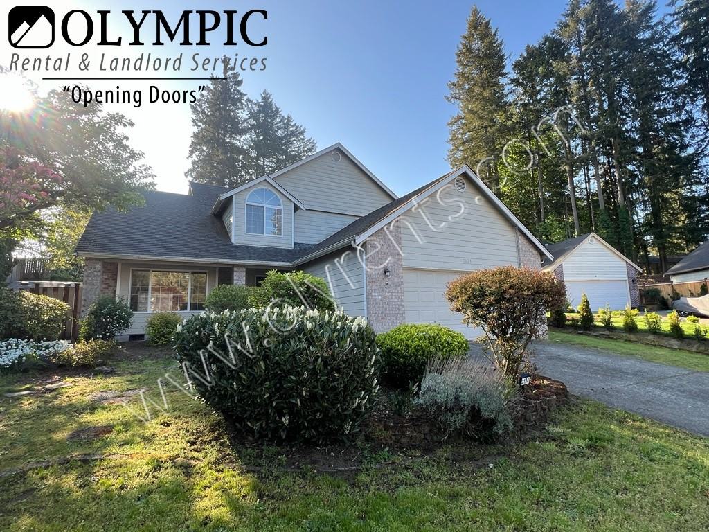 2134 Diamond Loop Se - Photo 2 of 34