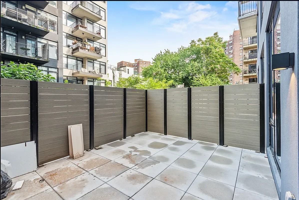 218 Front St - Photo 6 of 14