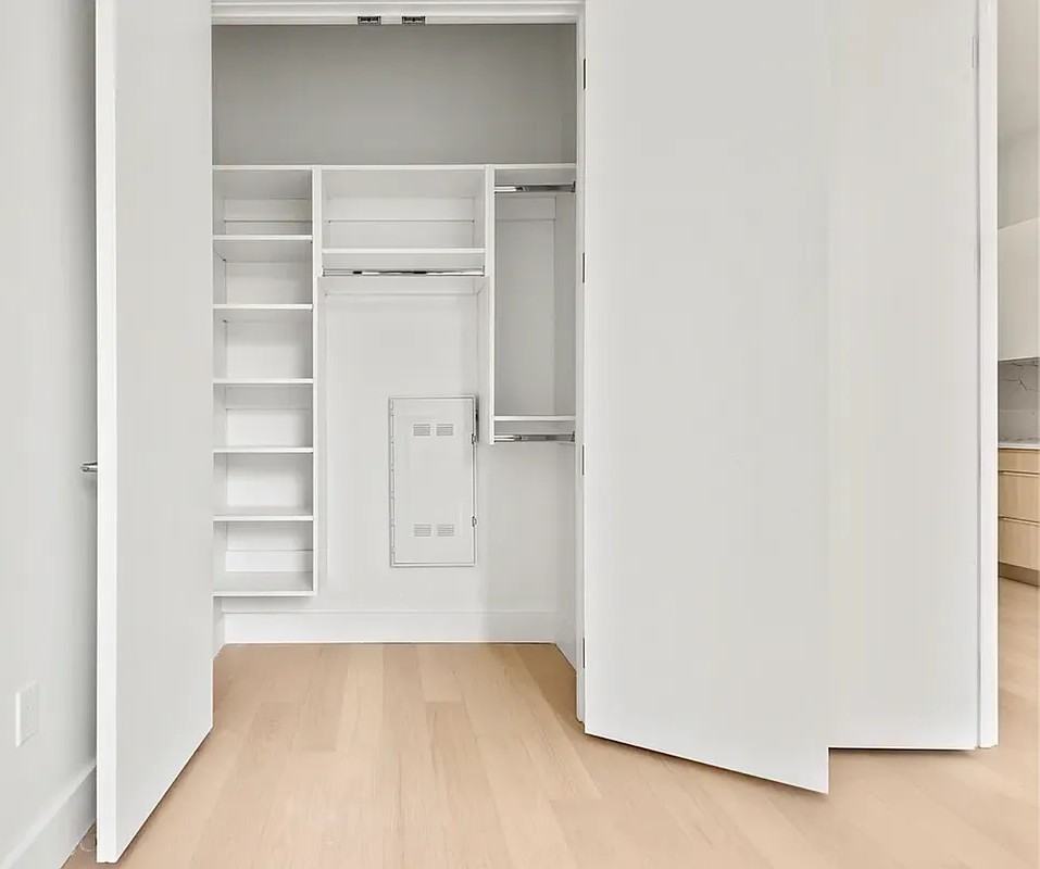 218 Front St - Photo 7 of 14