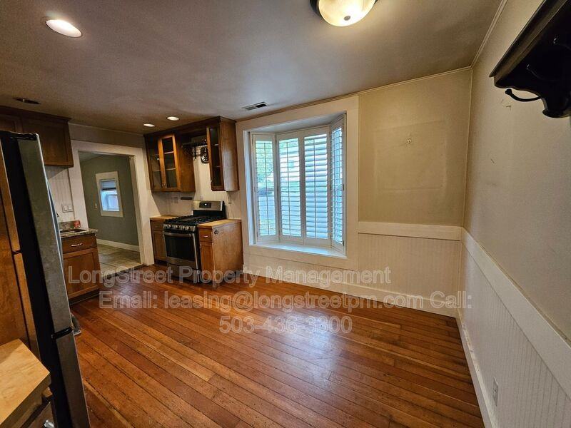 1734 Sw Market St - Photo 6 of 50