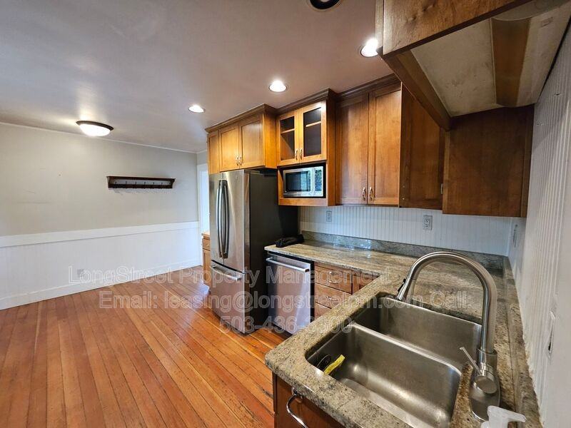 1734 Sw Market St - Photo 7 of 50