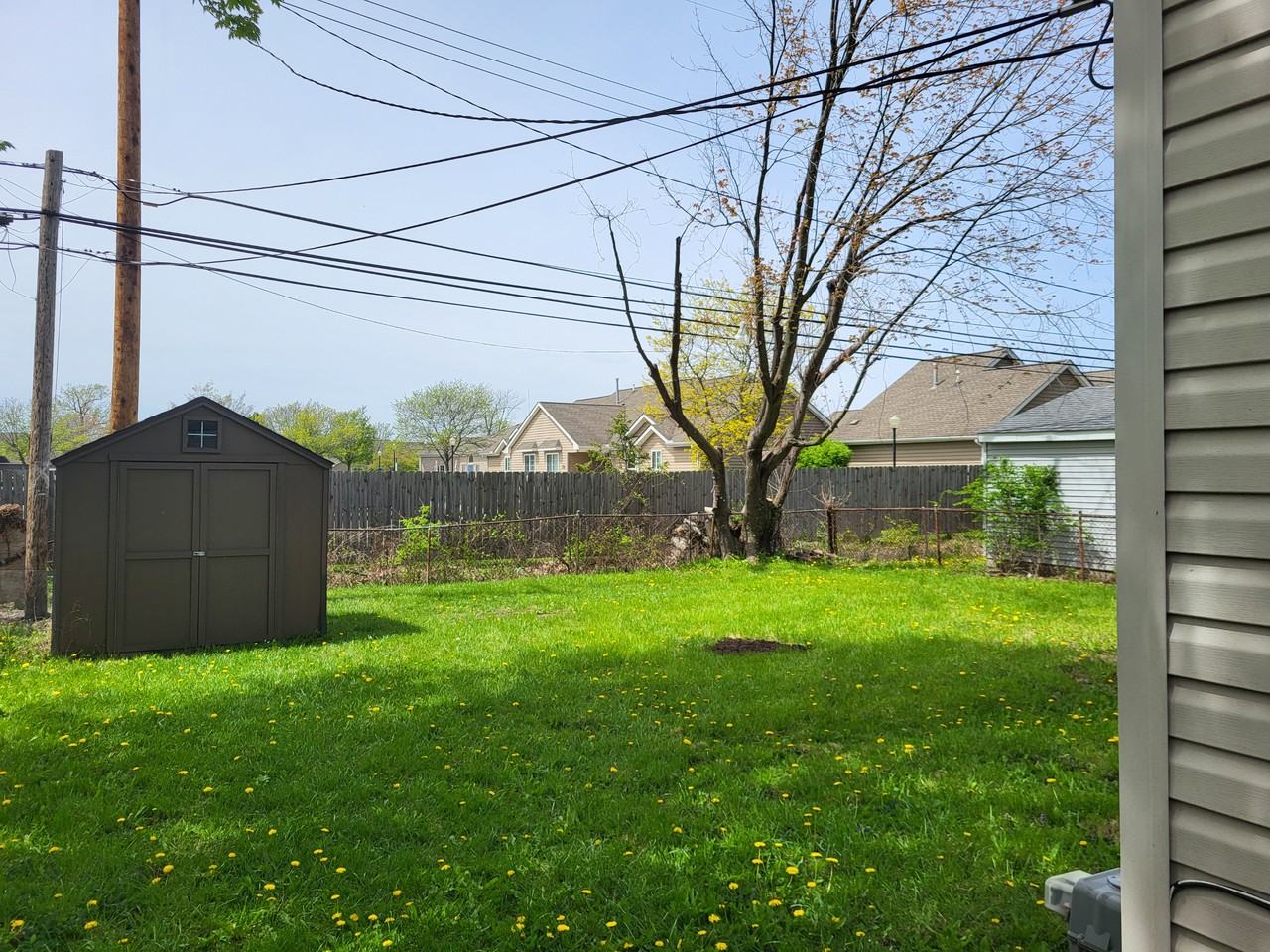 2036 Alberta St - Photo 2 of 14