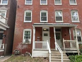 featured image of 366 Chestnut St